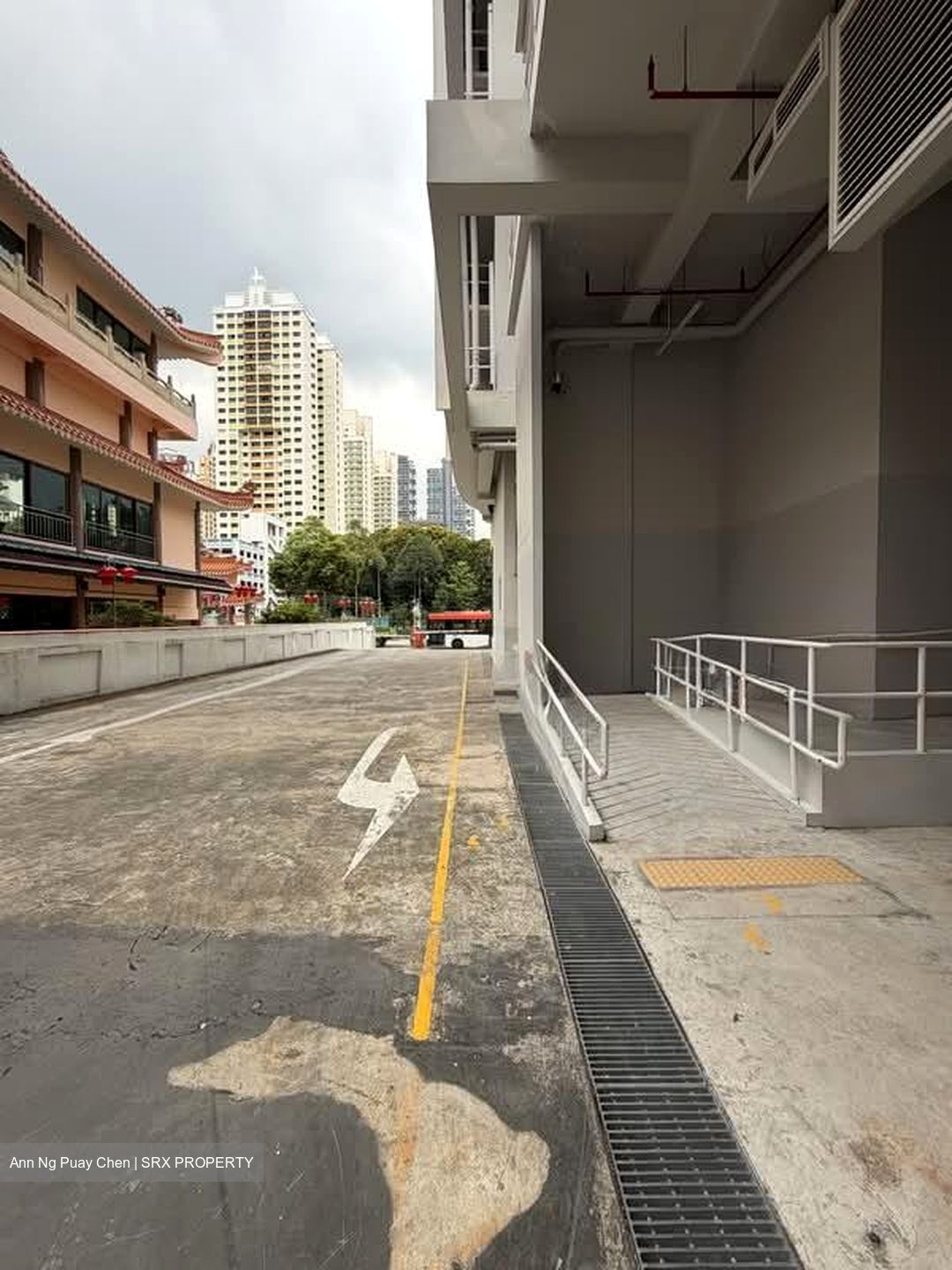 Alexandra Road (D3), Factory #536684201
